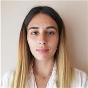 Soy una chica de 27 años con 7 de experiencia dando clase a alumnado con NEAE